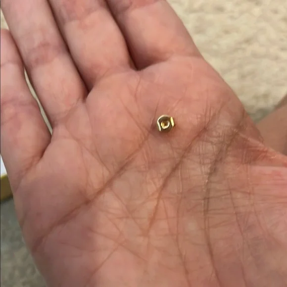 Gold Heart Earrings - Picture 4 of 5